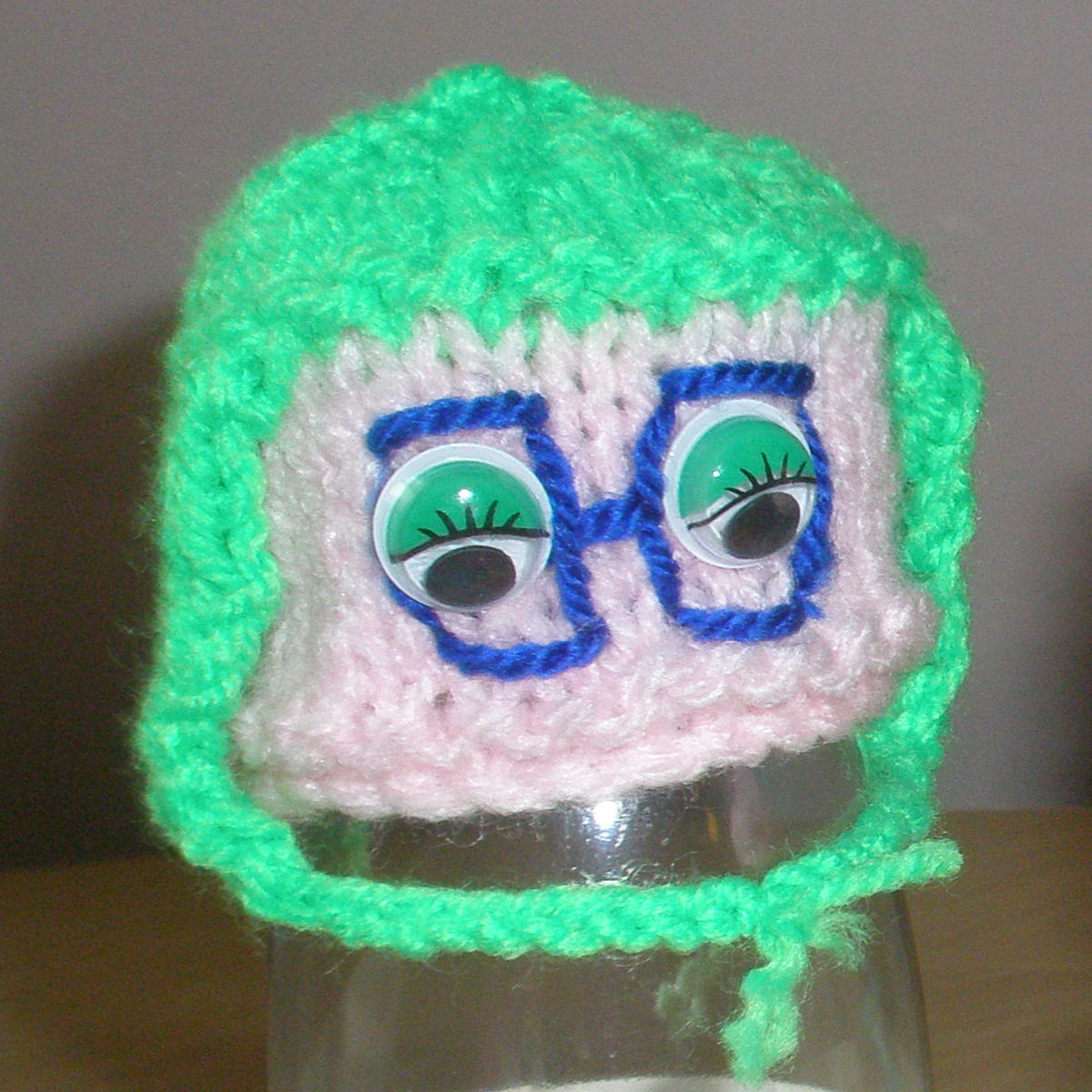 Innocent Smoothies Big Knit Hat Patterns - Skydiver